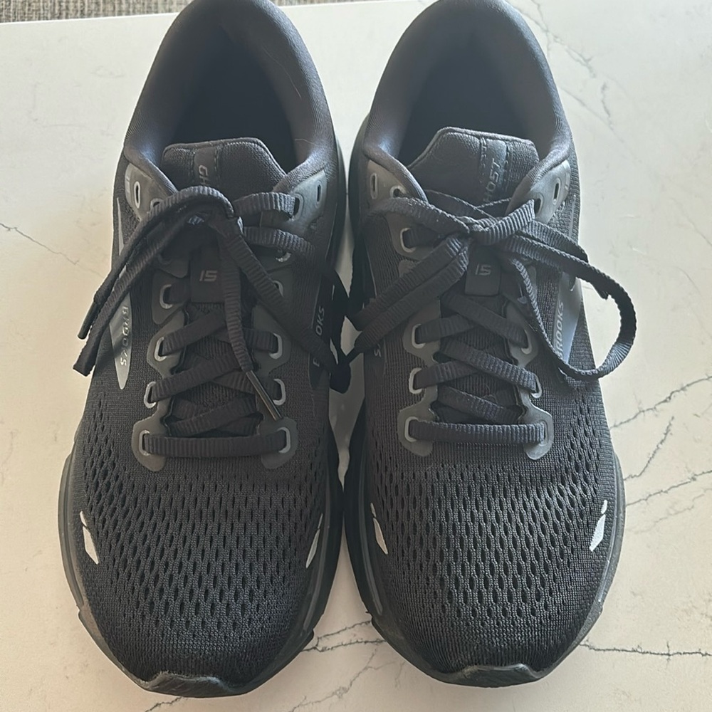 Brooks Women's Ghost 15 Neutral Running Shoe